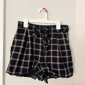 American Eagle Paper Bag Shorts